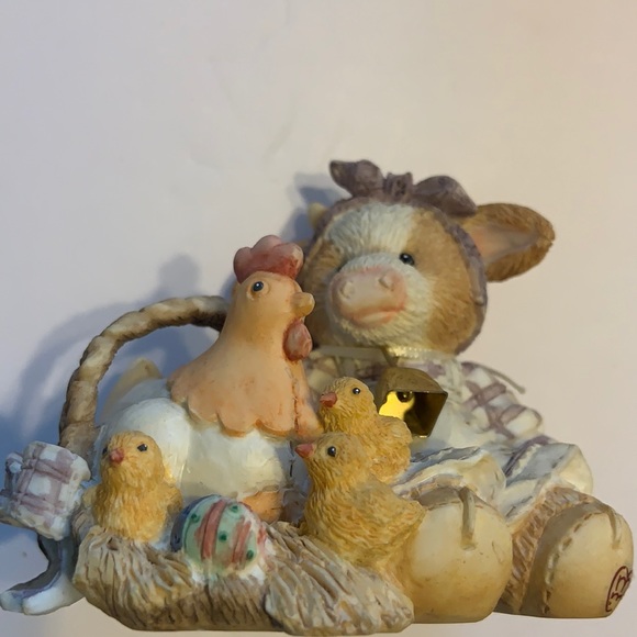 VNTG Mary’s Moo Moos - An Un-Eggspected Pleasure - Picture 1 of 4